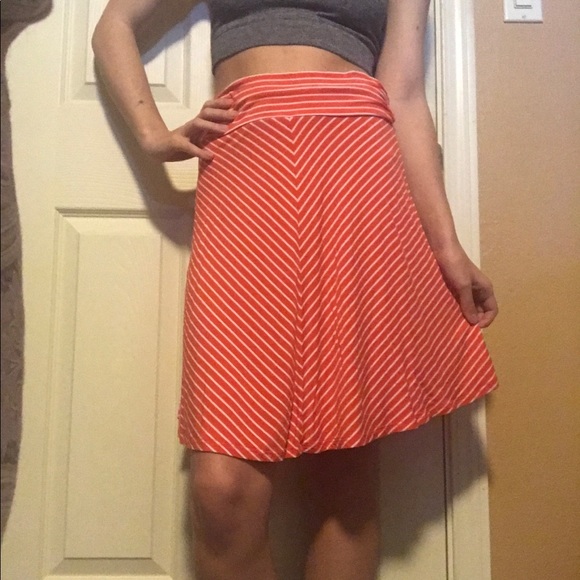 Coral striped skirt - Picture 2 of 5